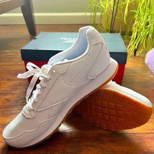 Women’s Reebok CL Herman Run NWT